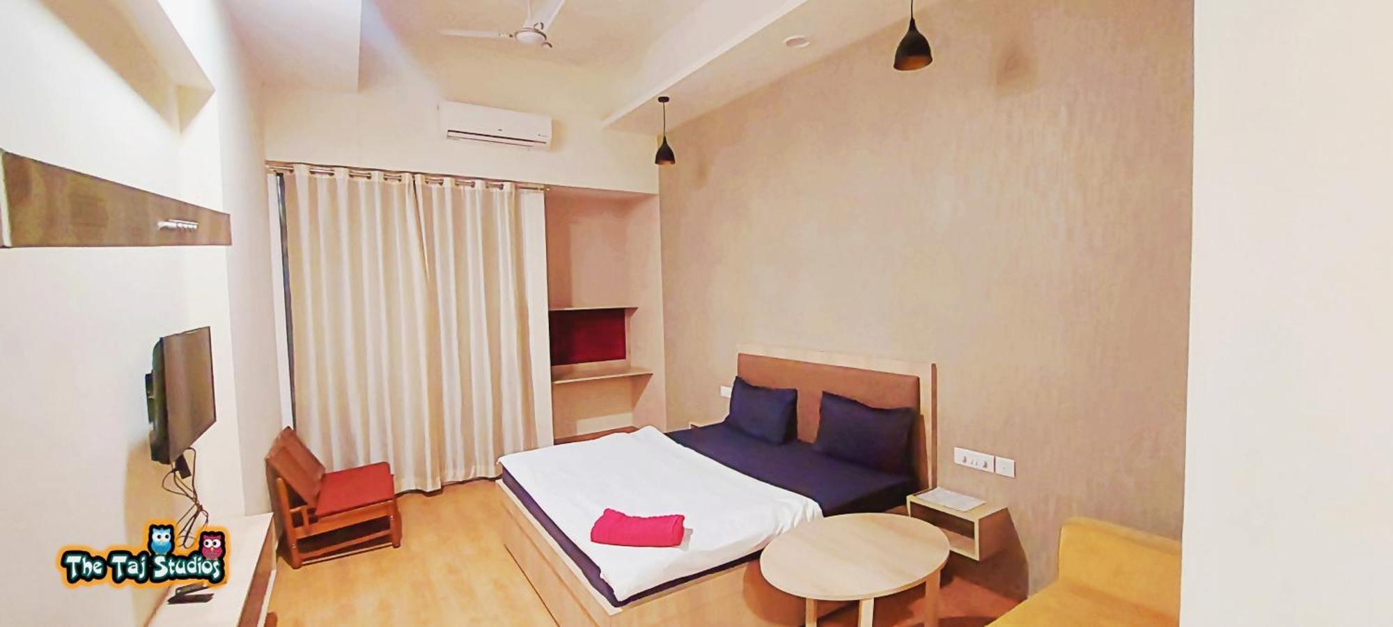 Apartment Ghumloo/com Ghaziabad